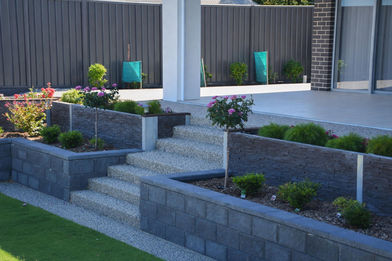 Concrete retaining walls